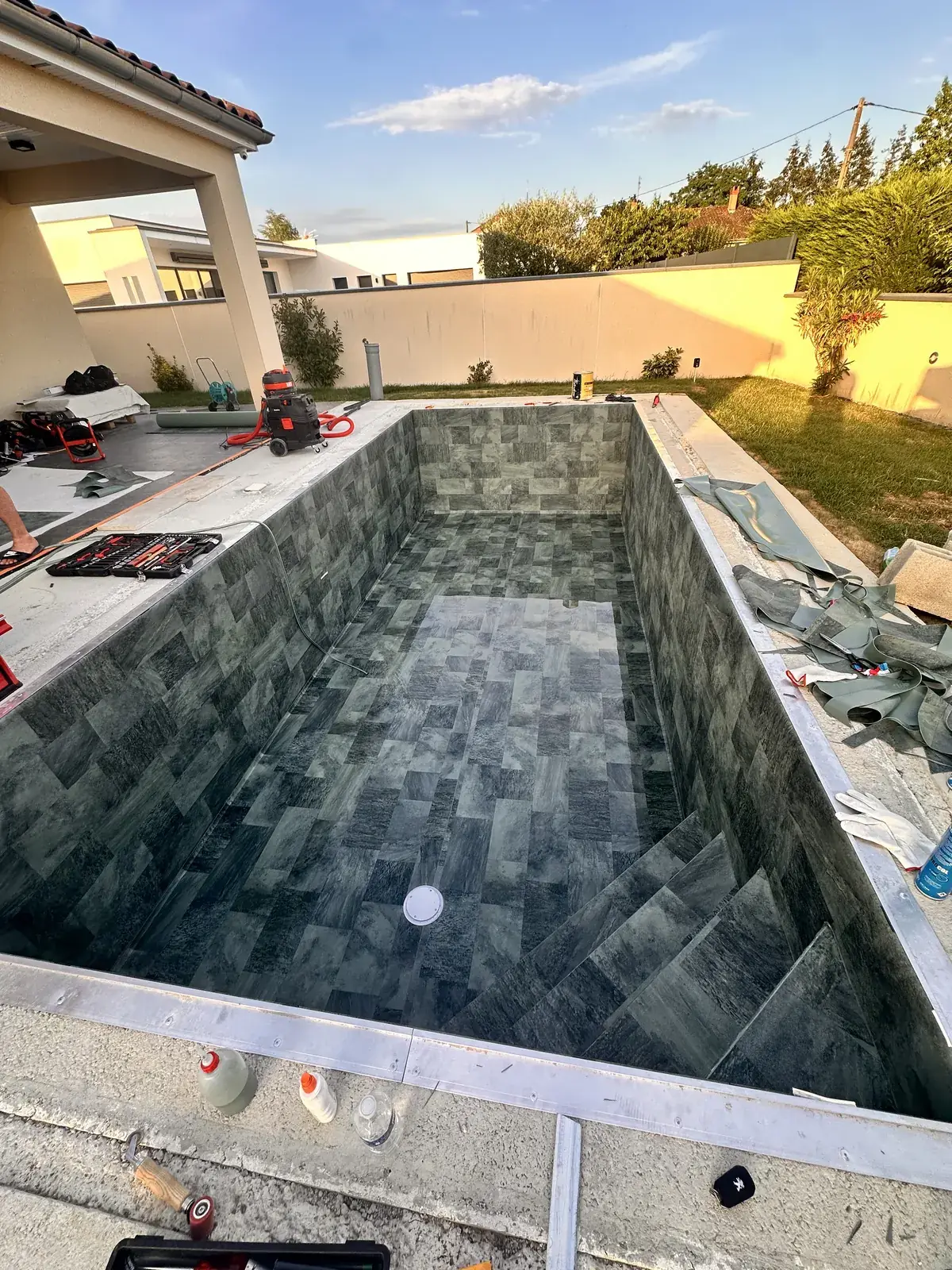 Rénovation d’une piscine et de sa filtration dans l’Ouest lyonnais